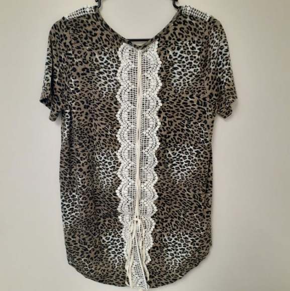 Leopard Print Lace Back Top Scoop Neck NTW Size Small - Picture 7 of 8